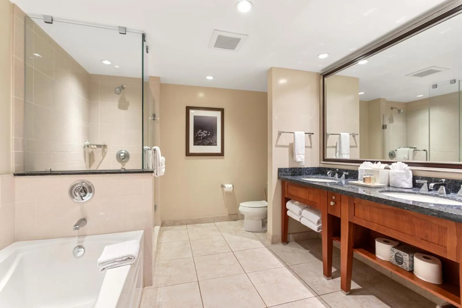 Kbm Resorts Free Car Honua Kai Konea Hkk-112 Rare Ground Floor 14 Ft Ceilings Kaanapali 0*,